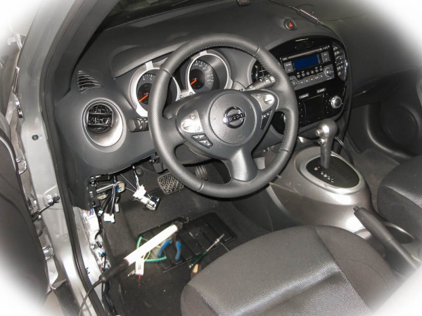 Nissan Juke установка Pandora DXL 3950